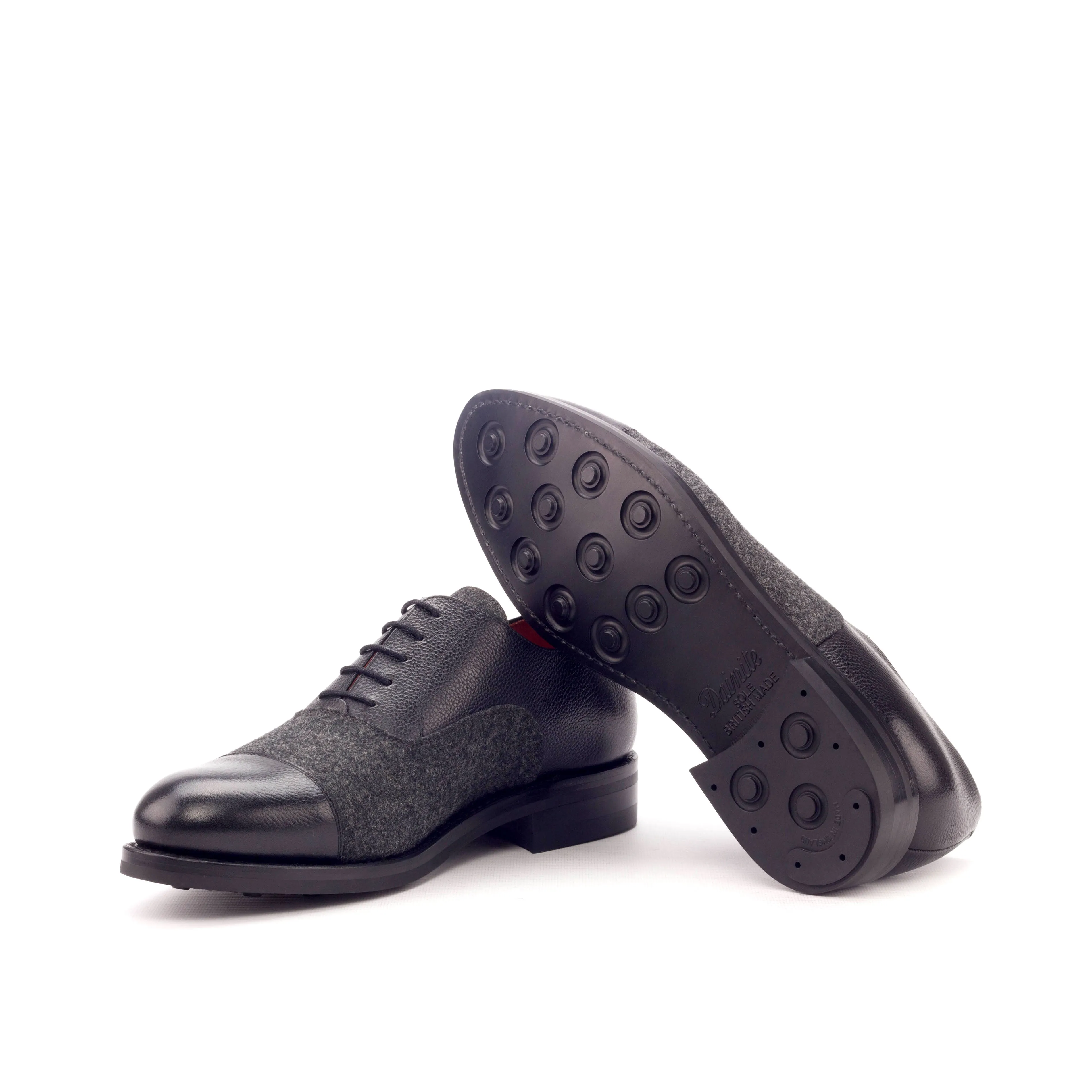 DapperFam Rafael in Dark Grey / Black Men's Flannel & Italian Full Grain Leather Oxford