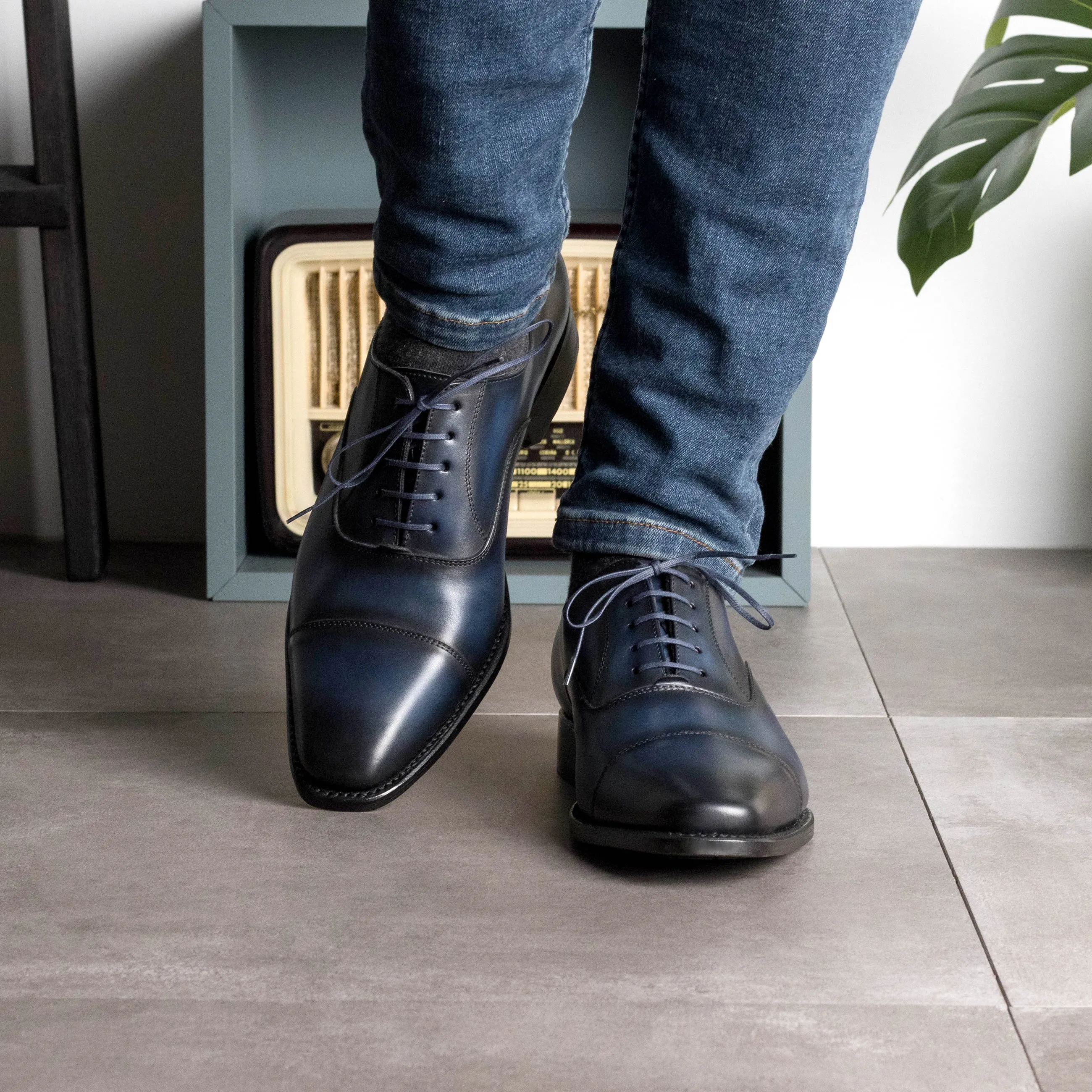 DapperFam Rafael in Navy Men's Hand-Painted Italian Leather Oxford