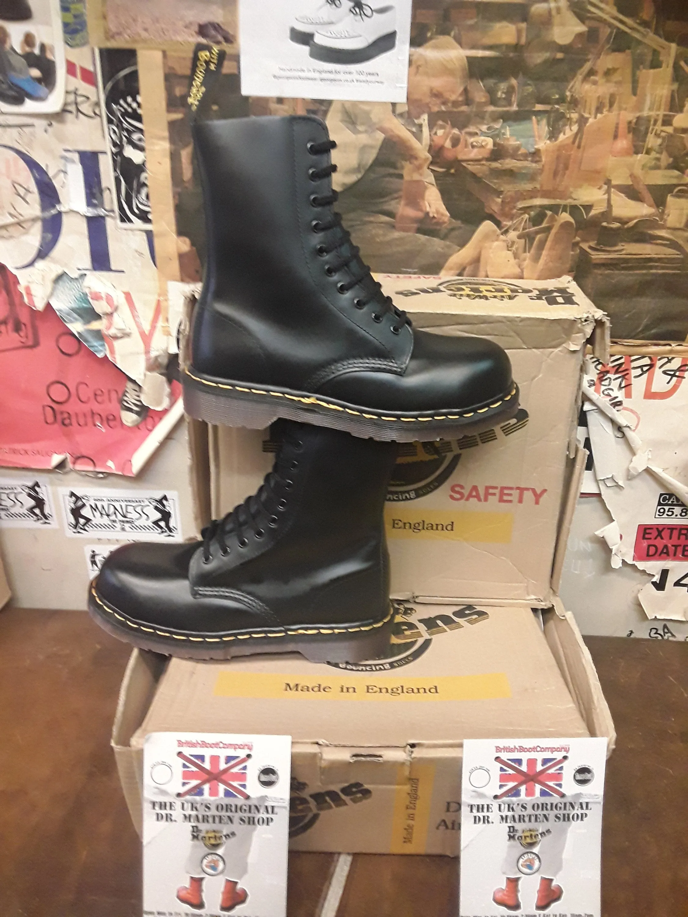 Dr Martens Vintage 1919, Size UK 4,6,8 / Vintage Boots Made in England, Womens Black Boots, 10 Hole Steel toe