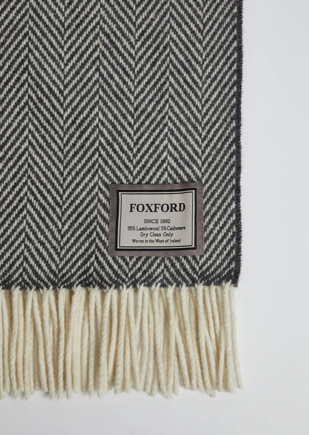 Foxford Cashmere Lambswool Throw | Belleek