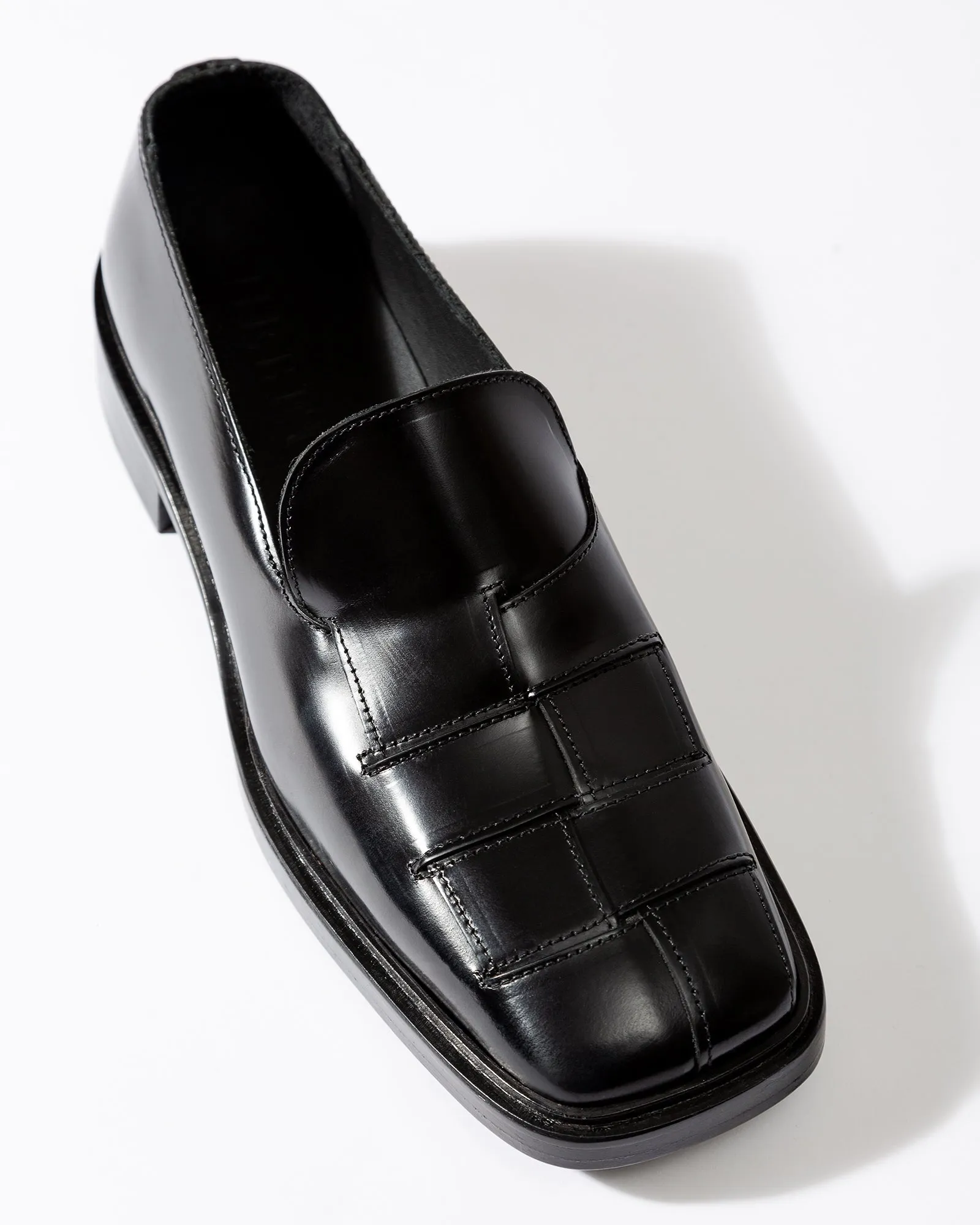 GUERA POLISHED - Interwoven Slip-On Loafer