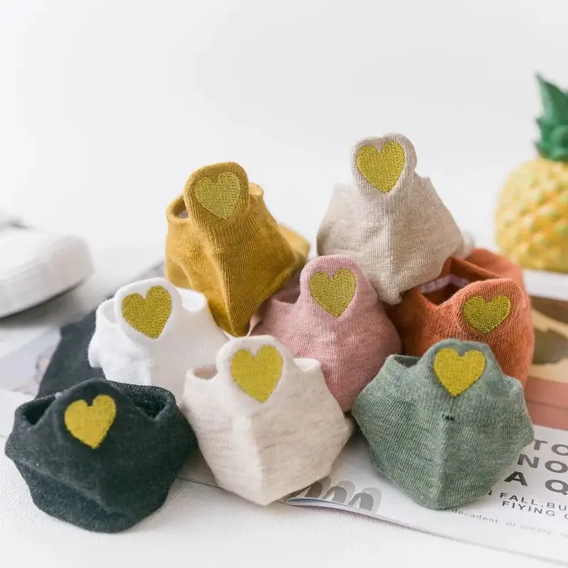 Heart Wants It Want Socks