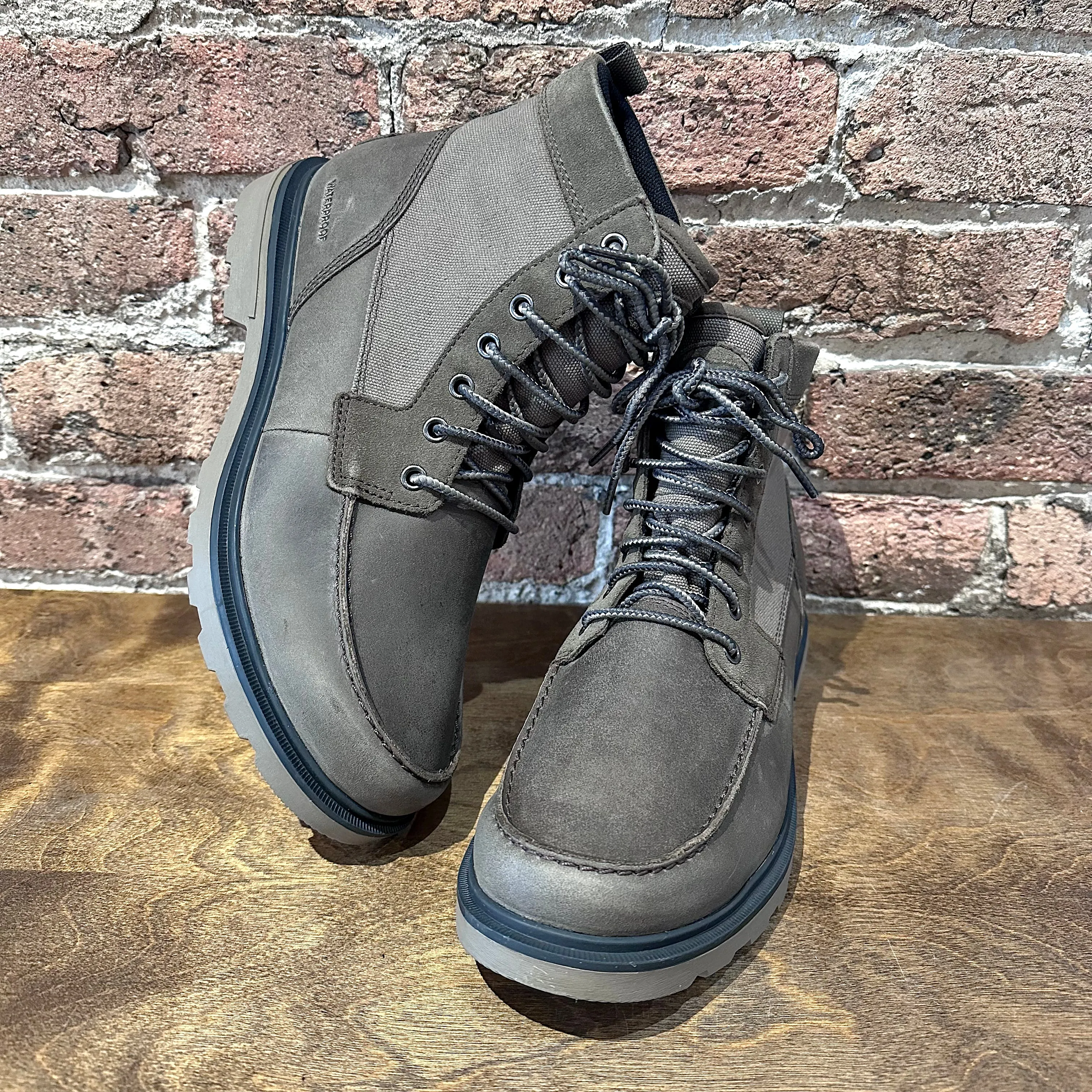 Men's Carson™ Moc Toe Boots